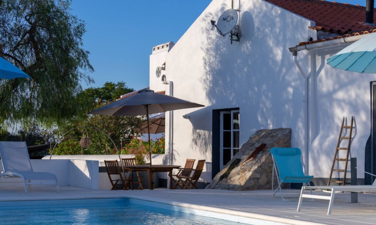 Vimieiro Villa | Luxury 7-bedroom villa Own Pool New Hotel system 2.5 garden Venda Do Duque