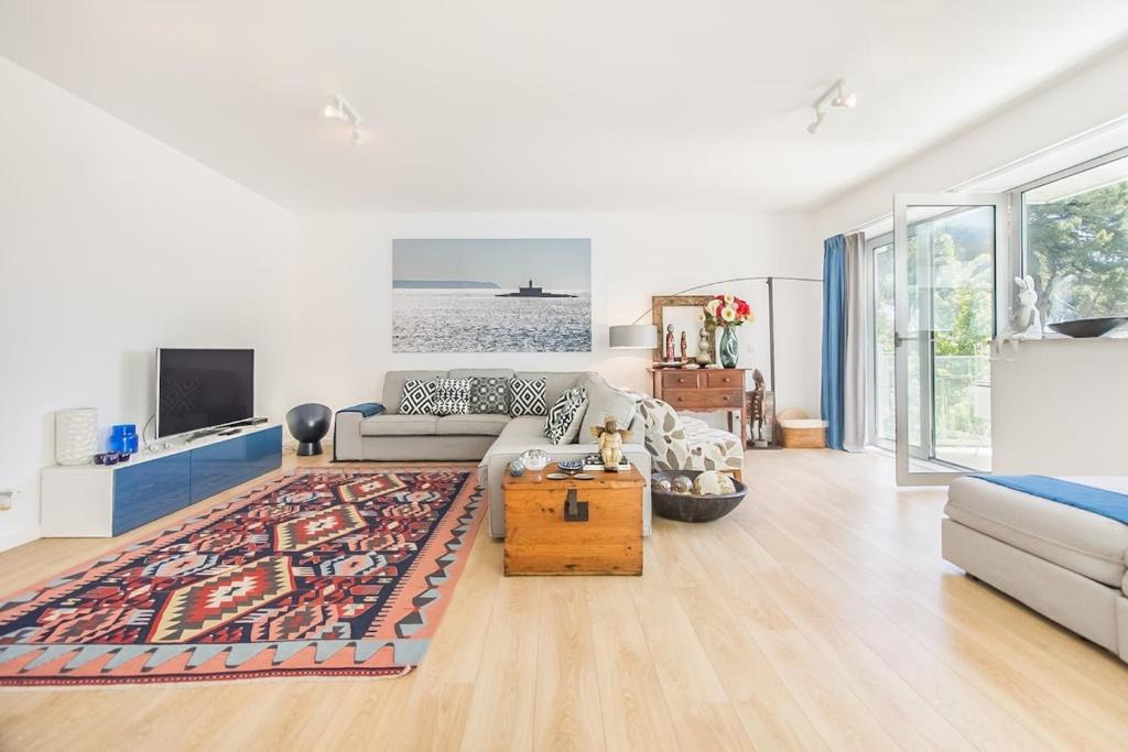Oeiras Apartment | Luxury Beach Experience in Lisbon