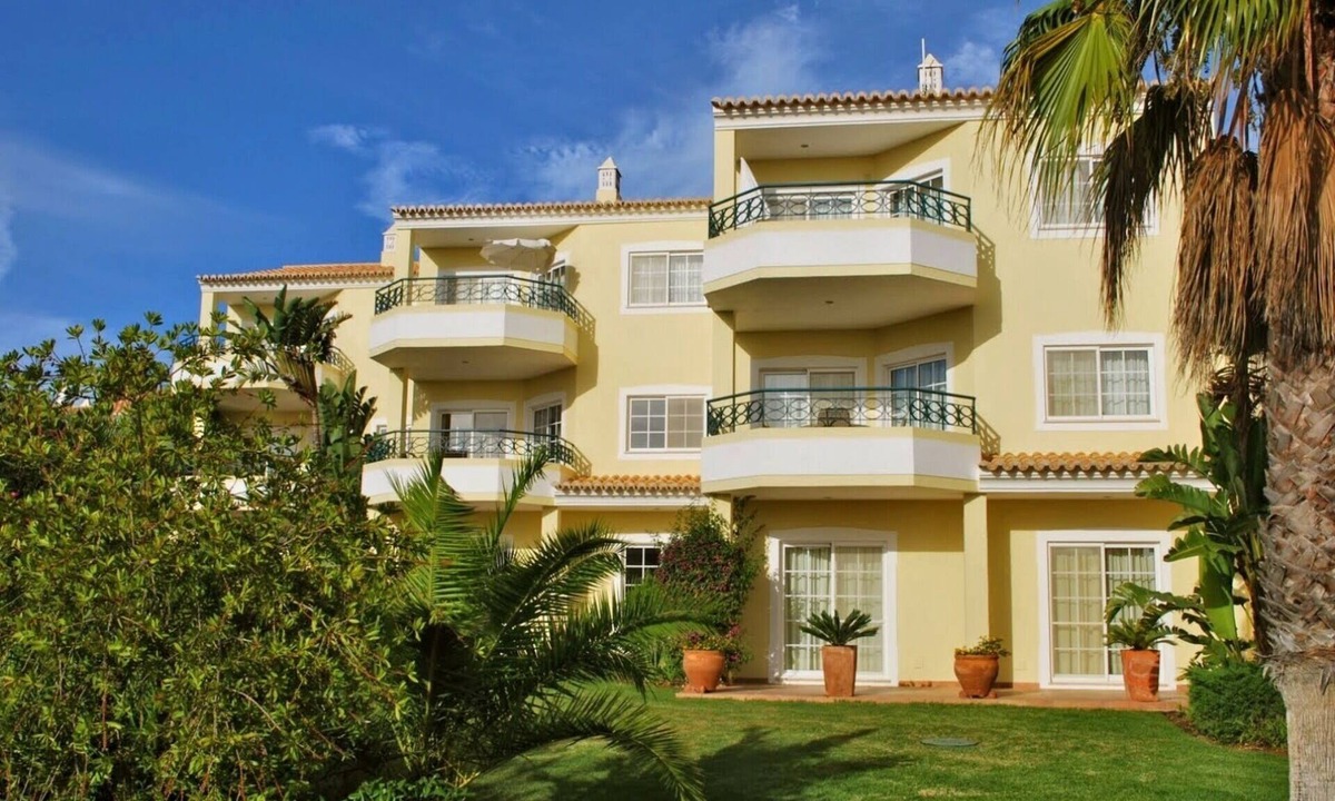Estombar House | Luxury house near the sea with swimming pool, hammam, jacuzzi, gymnasium, playground.
