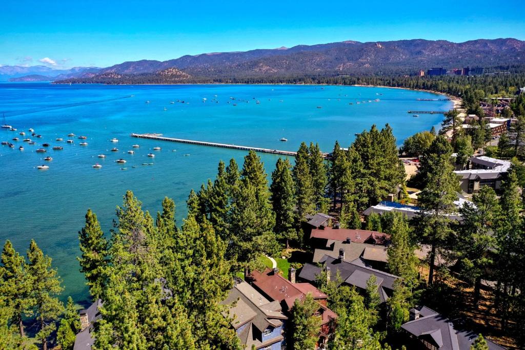 Sierra Shores Apartment | Luxury Lakefront Remodel BBQ Hot Tub near Heavenly PEAK SS6