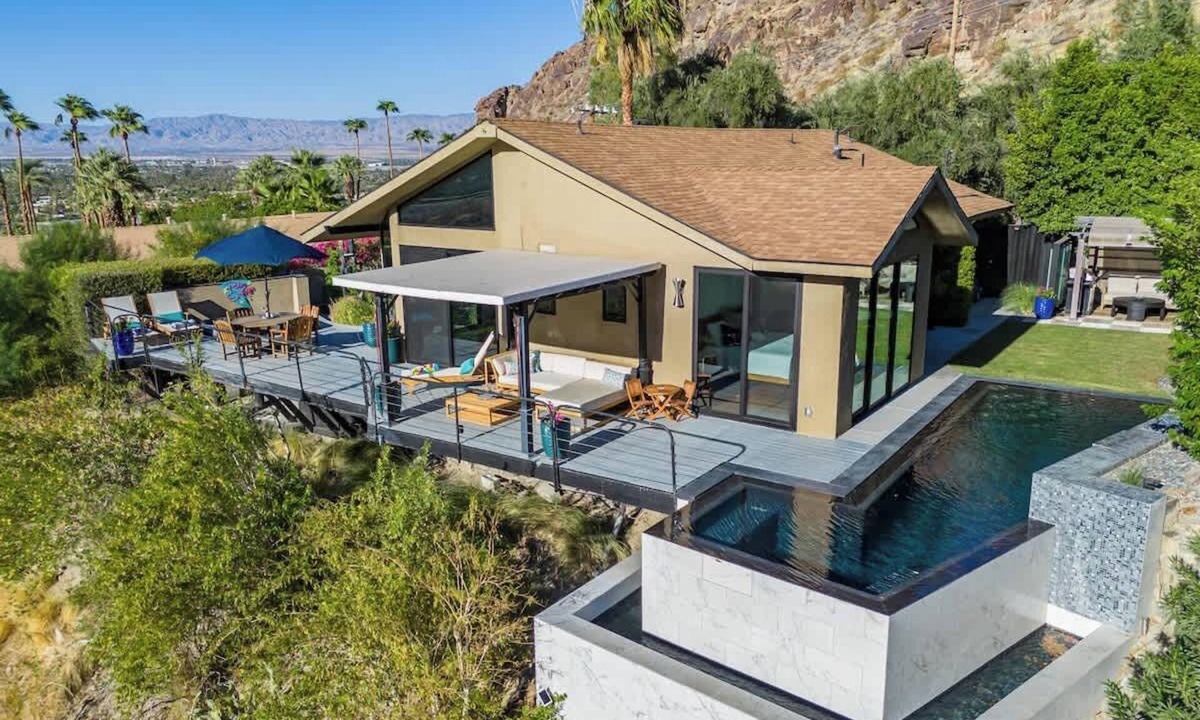 Araby House | Luxury Meets Nature in Scenic Palm Springs