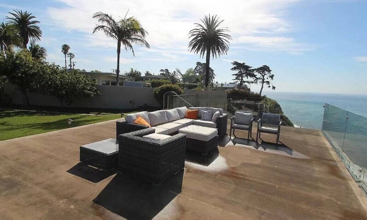 East Mesa House | Luxury Ocean-Front Retreat in Santa Barbara