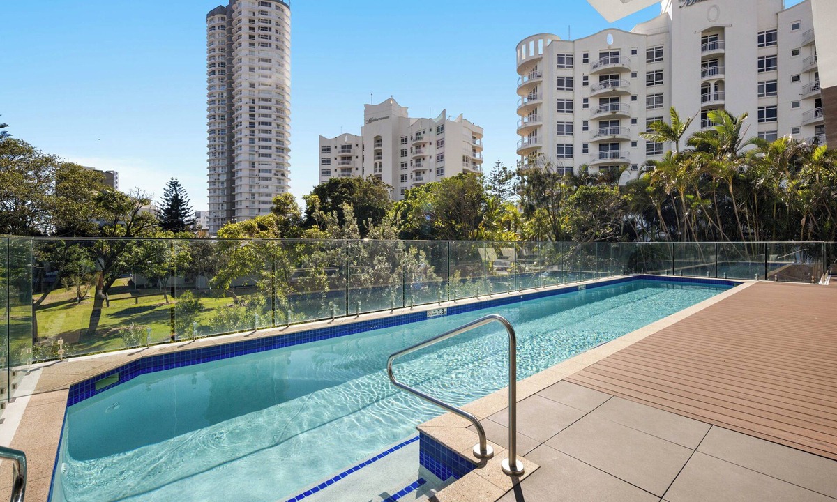 Burleigh Heads Apartment | Luxury Sky-High Sanctuary in Burleigh Heads