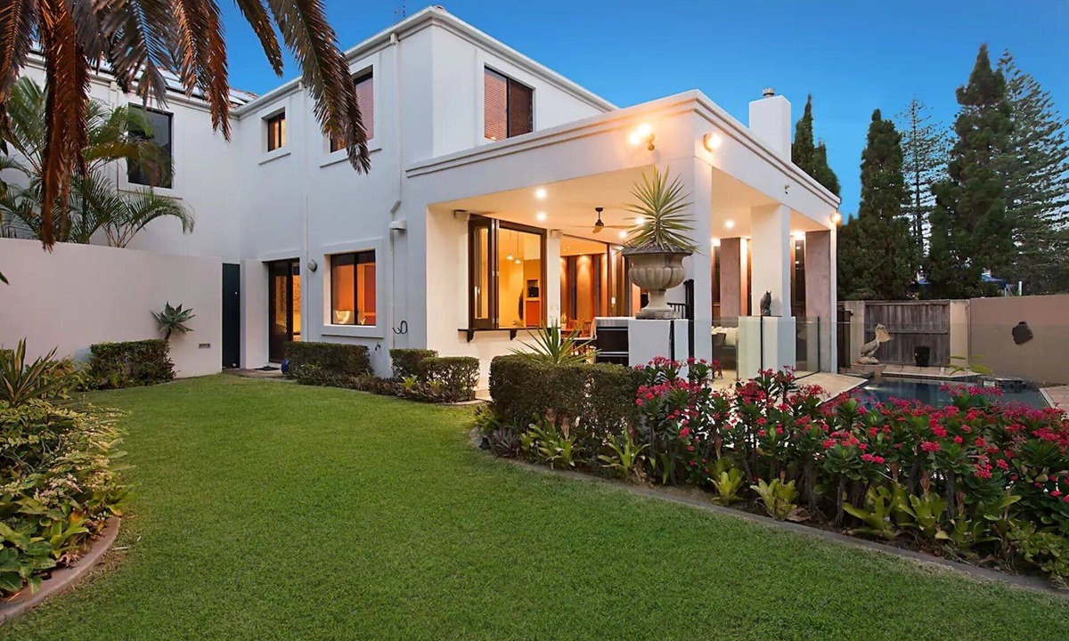 Miami House | Luxury Villas Beach Villa (Ocean Views)