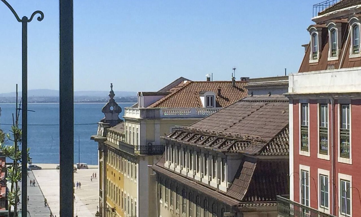 Santa Maria Maior Apartment | LV Premier Baixa CN1- AC, elevator, central, views