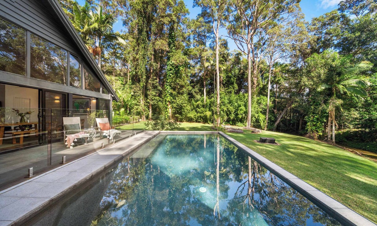 Doonan House | Mabel Perfect Noosa Hinterland Gem w/Heated Pool