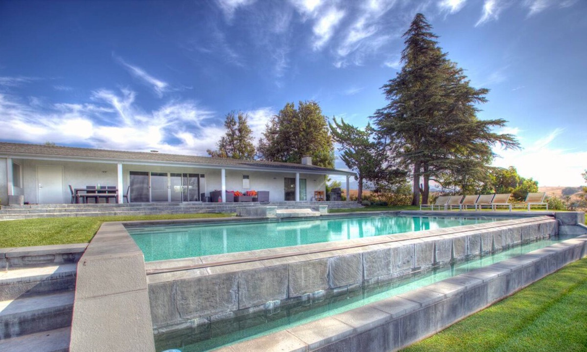 Santa Ynez House | Majestic Ranch Overlooking Acres of Vineyards