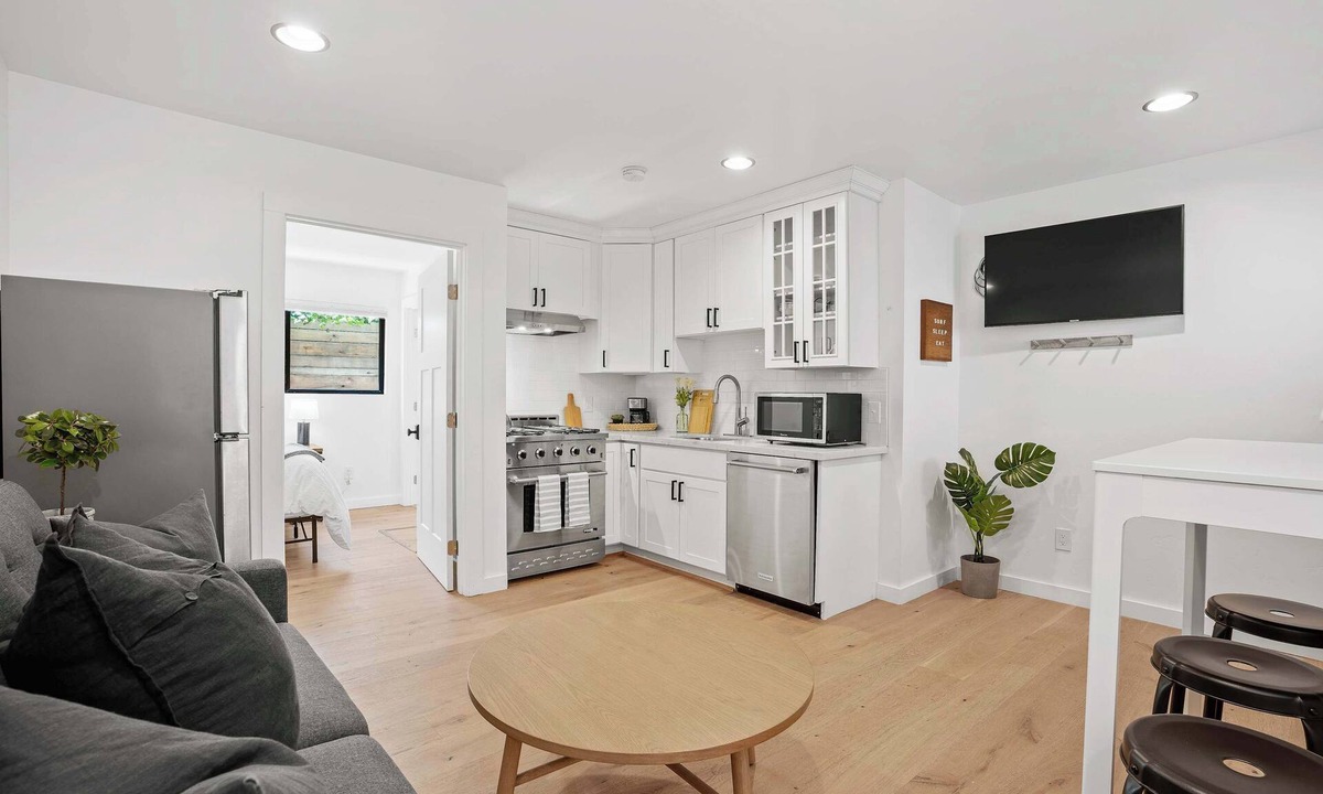 La Selva Beach Apartment | Manresa Surf House 1 bedroom Sleeps 4 unit #2