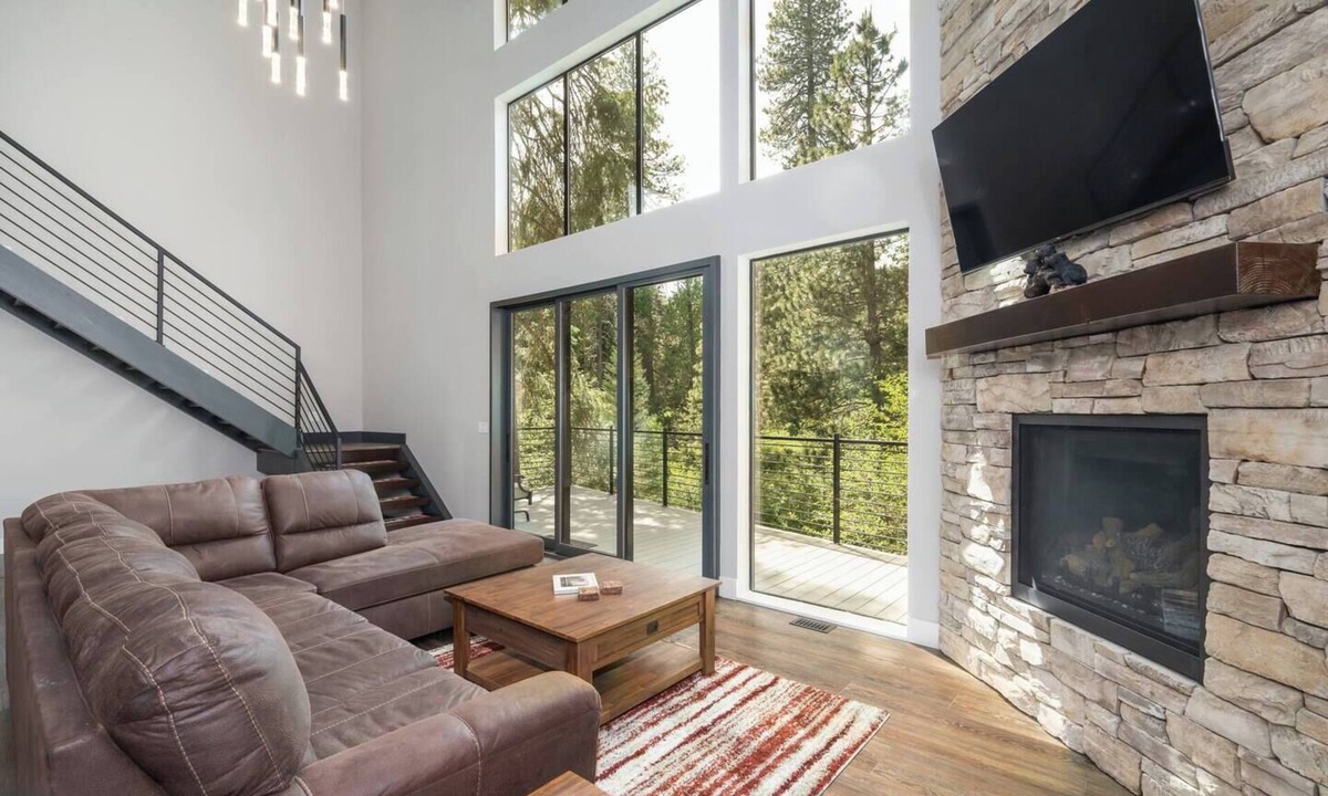 Fish Camp House | Mariposa Grove Creekside Retreat - To be featured on Staycation in 2026!