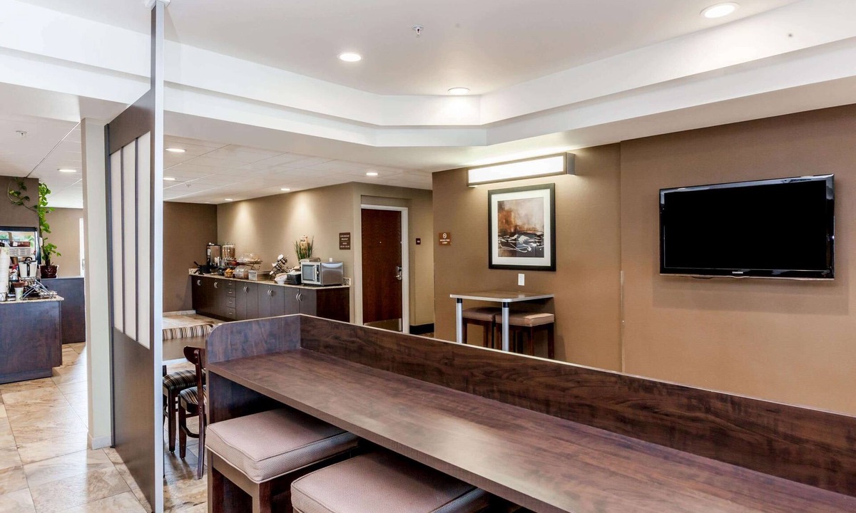 Wheeler Ridge Hotel | Microtel Inn & Suites by Wyndham Wheeler Ridge
