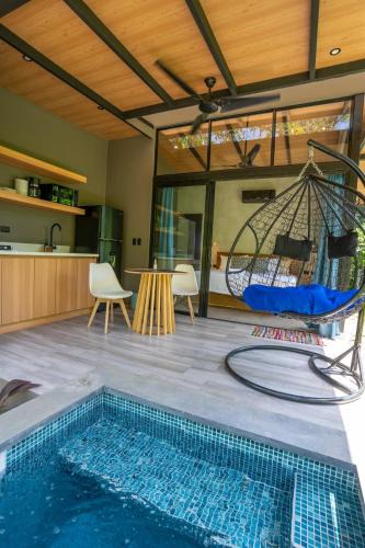 Punta Uva Villa | Mira Bungalow, AC & Plunge Pool near Arrecife