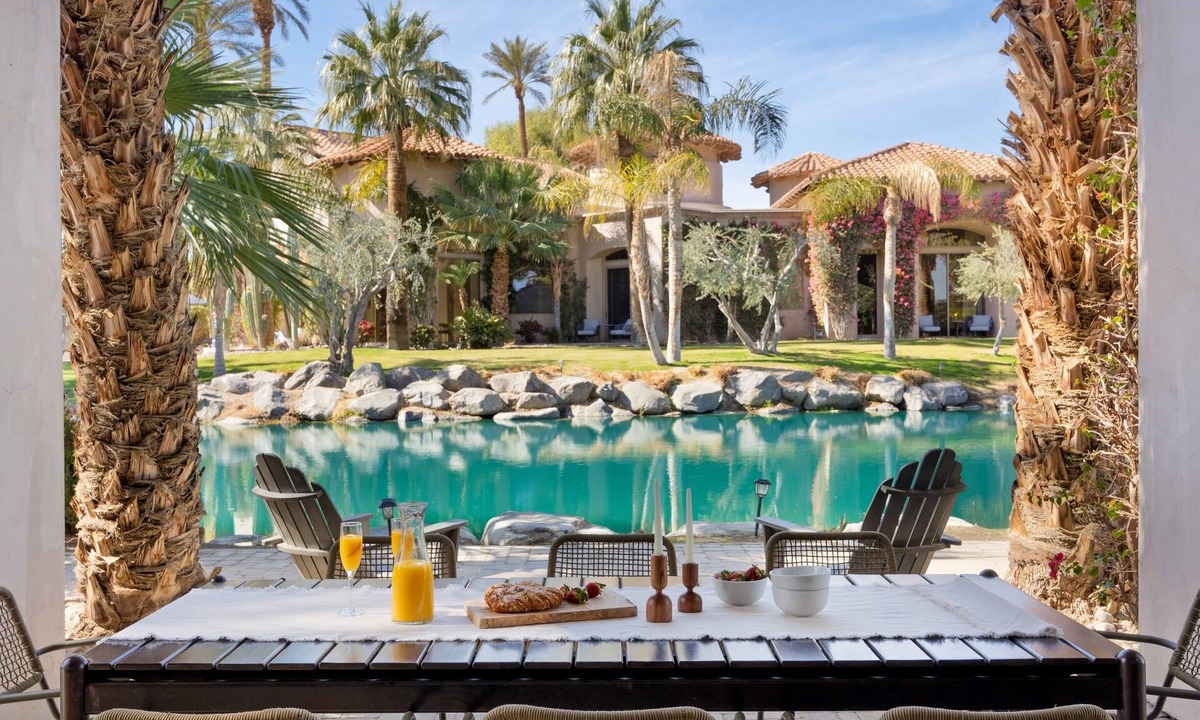 Coachella Villa | Mirabella by Avantstay 10 Acre Estate w/Prvt Lake, Golf Course & Pool