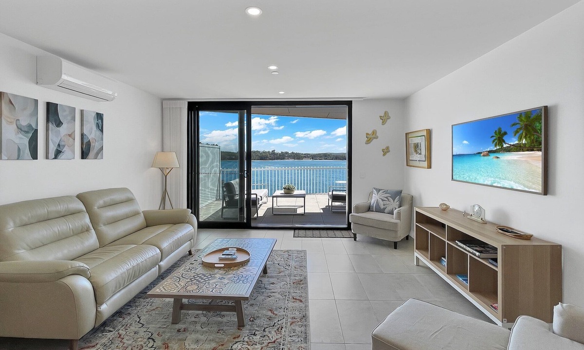 Batemans Bay Apartment | Modern 2-Bedroom Apartment with Pool Access