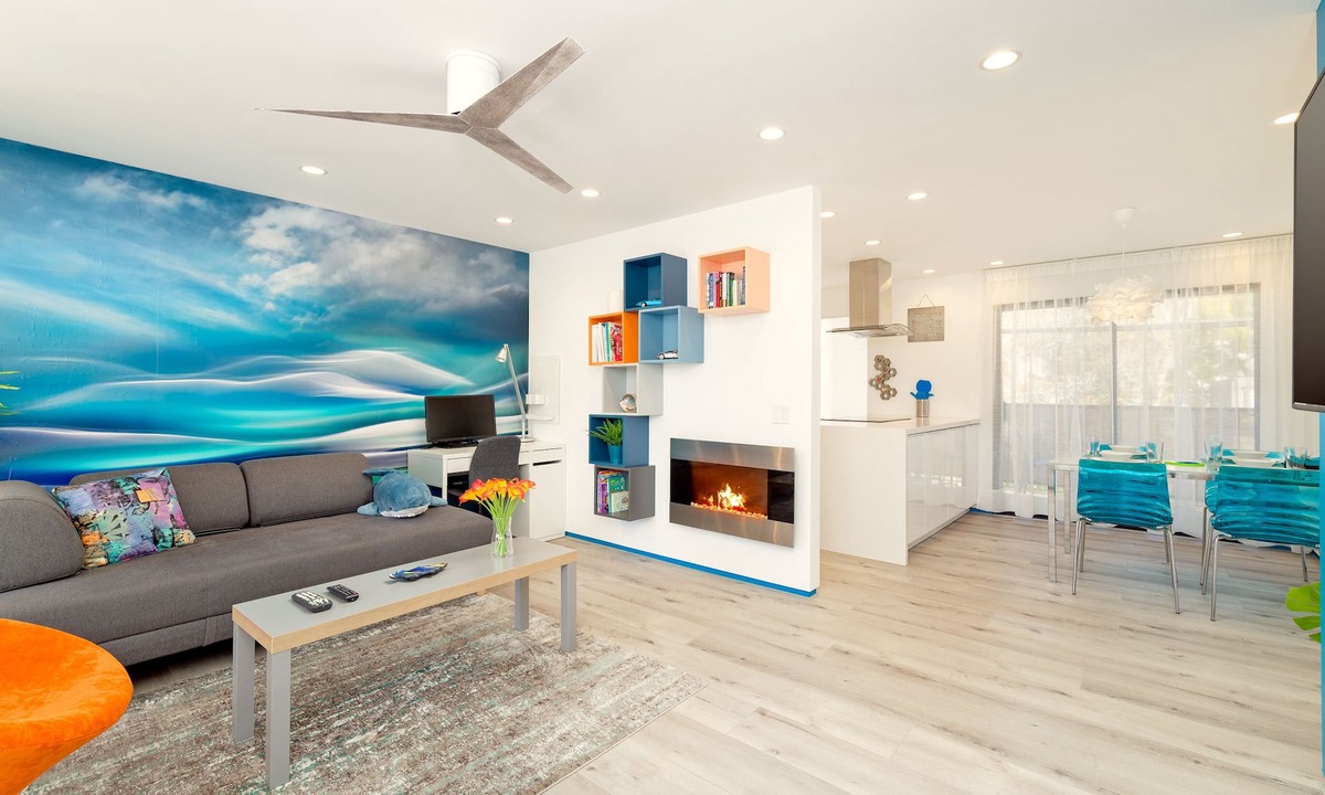 San Diego Condo | Modern 2BR/2BA Condo, Steps To Beach, Garage Parking, EV Charger