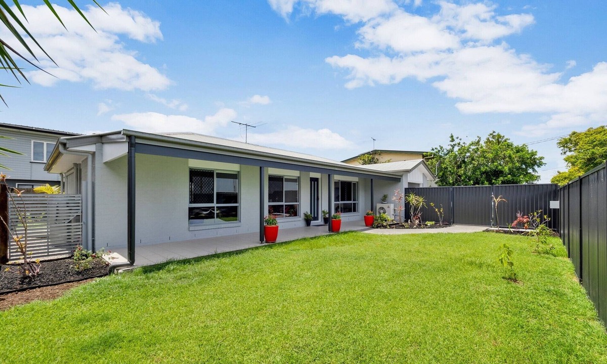 Virginia House | Modern 3 Bedroom Entire Home