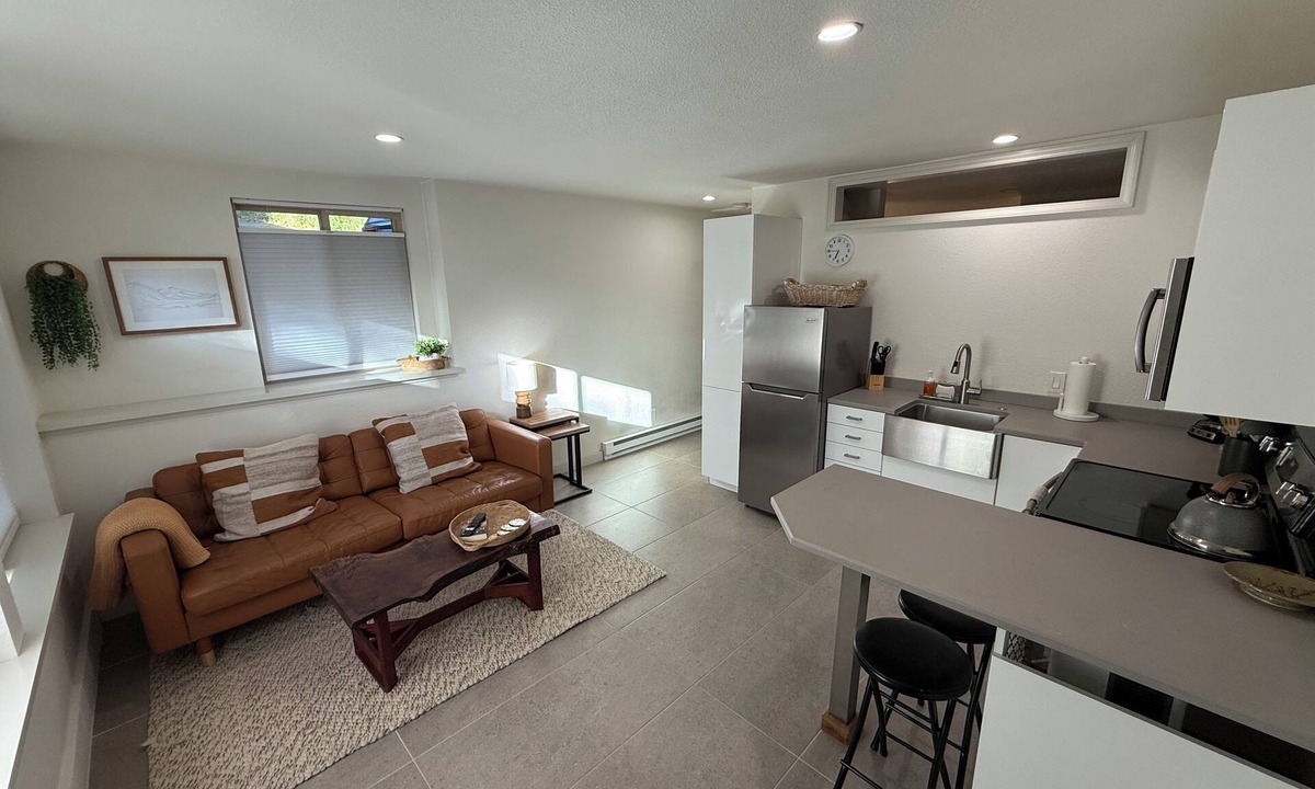 Lexington Hills Apartment | Modern Mountain Guest Suite