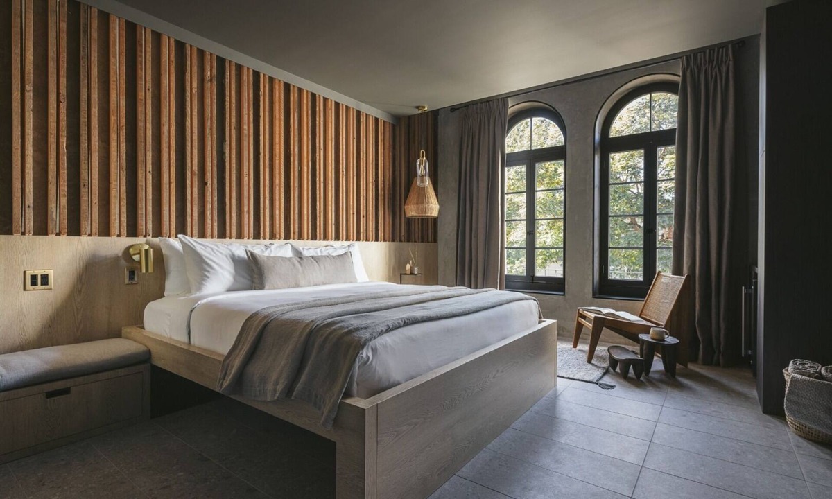 Lower State Hotel | Modern Premium Room, Overlooking State Street!