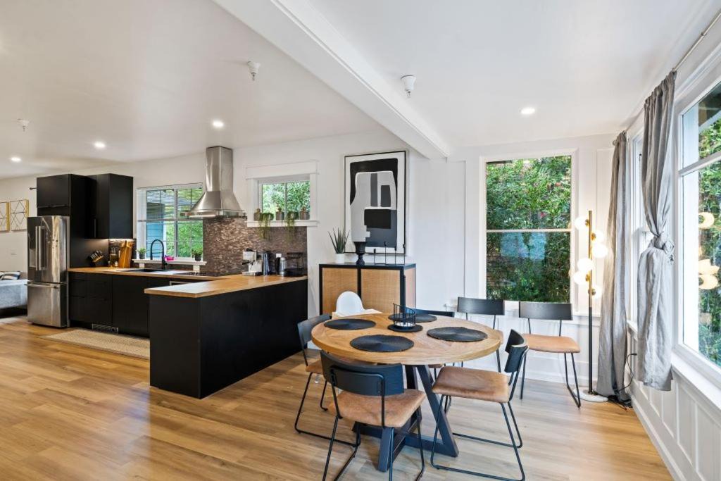 Mill Valley Apartment | Modern Retreat in Heart of Downtown Mill Valley