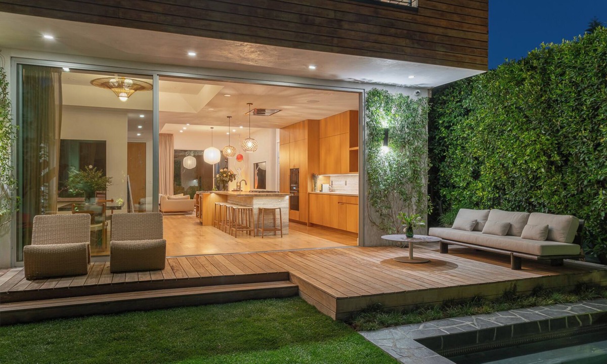 Los Angeles Villa | Modern Villa in heart of West Hollywood, Family sized, steps from cafes & shops
