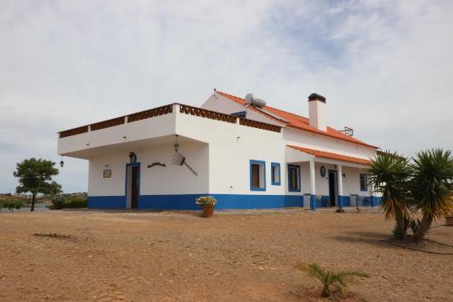 Mourao House | Monte Dos Avós