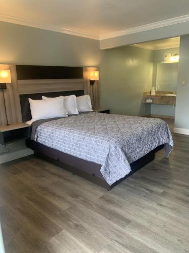 Monterey Hotel | Monterey Oceanside Inn