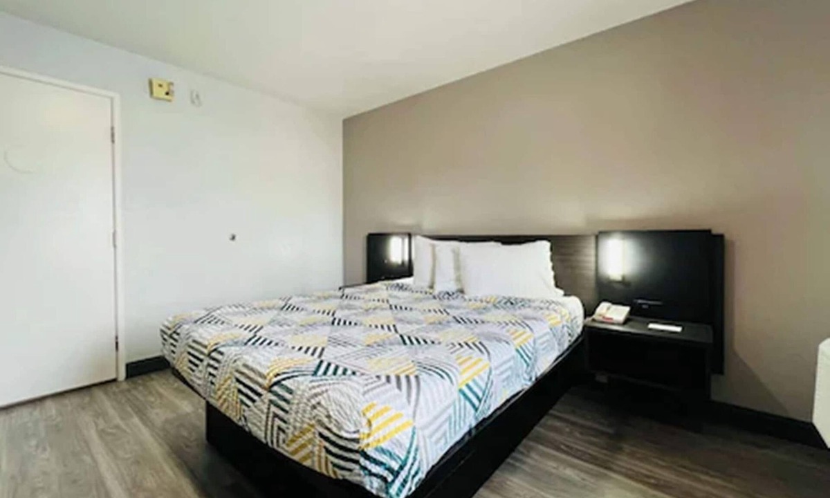 La Mesa Hotel | Motel 6 La Mesa, CA - San Diego