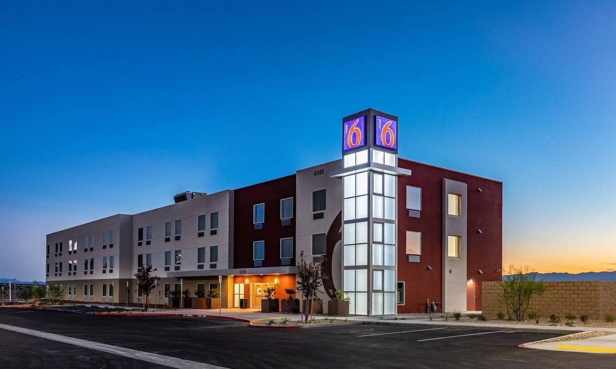 Las Vegas Hotel | Motel 6 Las Vegas, NV - Motor Speedway