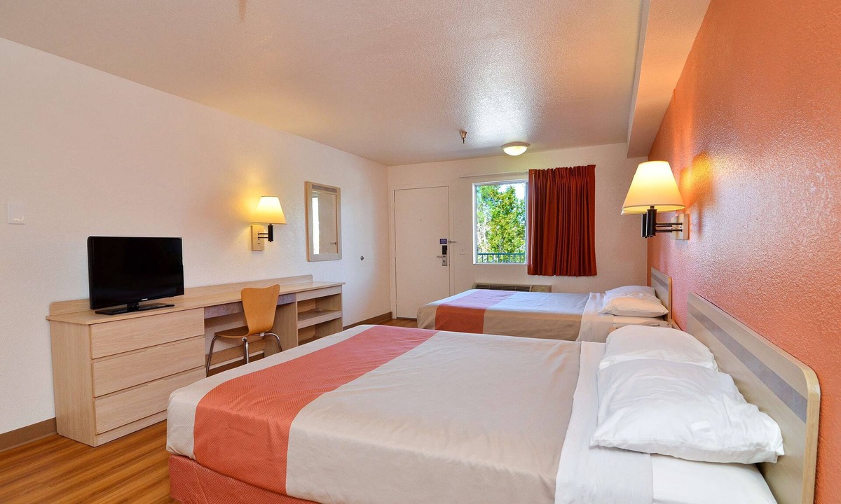 Twentynine Palms Hotel | Motel 6 Twentynine Palms, CA