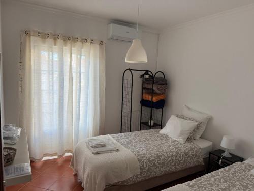Almograve House | Nature House Almograve - Double Room with balcony and shared bathroom- Fishermen's Trail