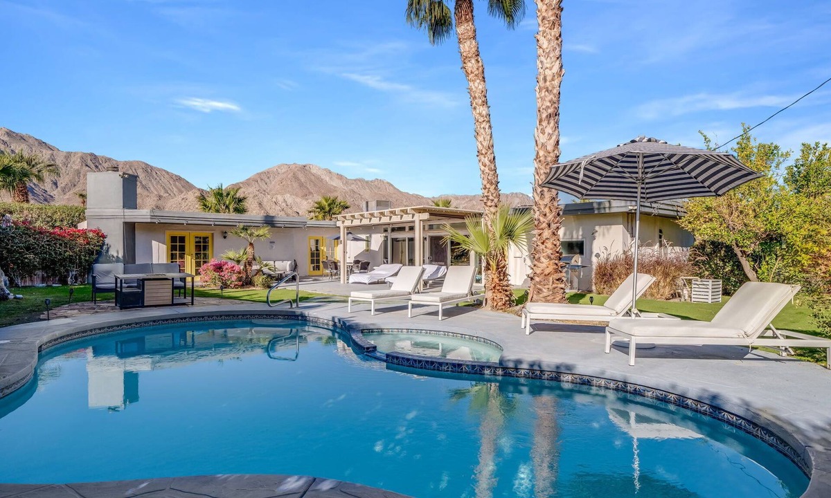 La Quinta Cove House | Navigate Stays 10K Sqft Desert Compound W/Pool!