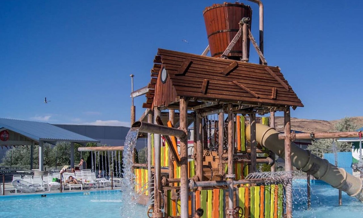 Reno/Tahoe Airport Apartment | New Stylish 1BR Apt With Heated Pool Gym Yoga Studio