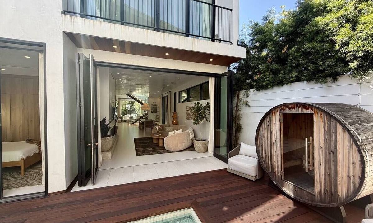 Venice House | NEW! Venice Estate | Plunge Pool, Sauna, Roof Deck