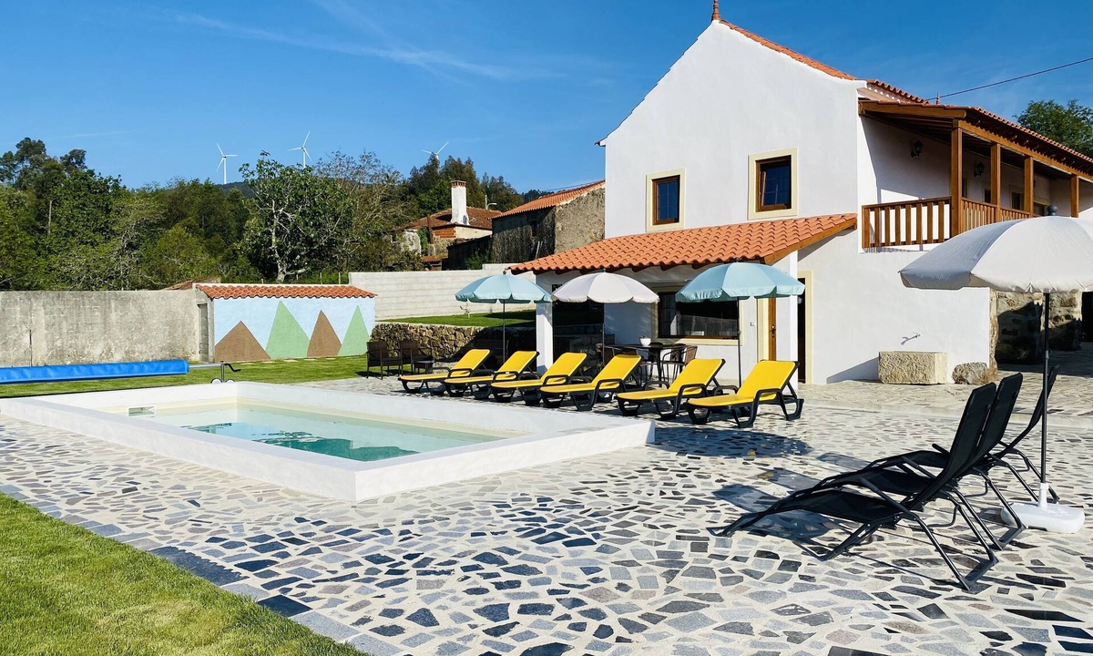 Penela House | NocasHouse Lousa