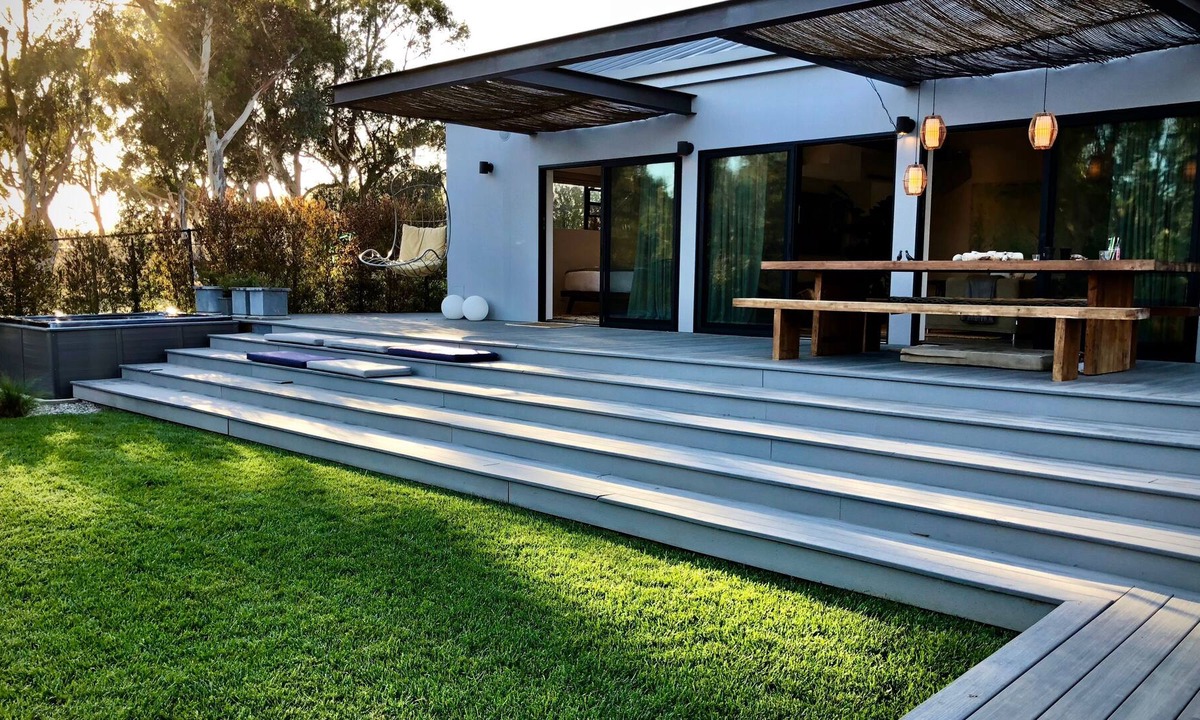 Central Malibu House | NOW SHORT TERM - Malibu Modern Garden Retreat with Private Beach