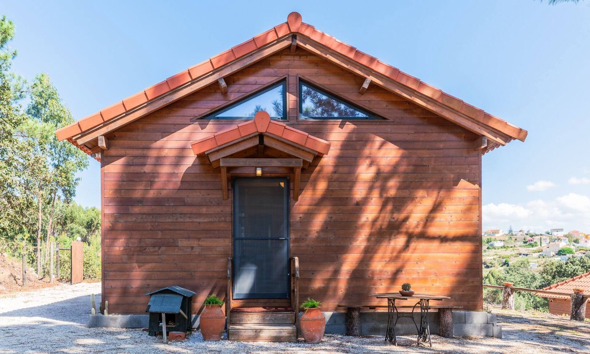 Ericeira Cabin | nWood house, located 5m from the beach, ideal for those who like being in nature