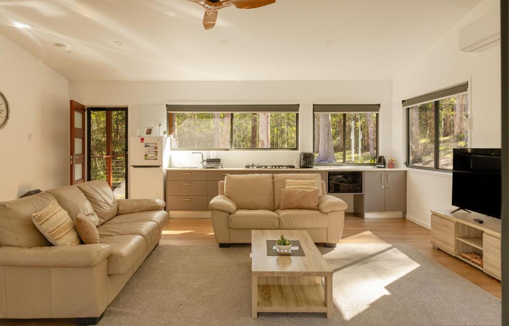 Gheerulla House | Oakey Creek Retreat