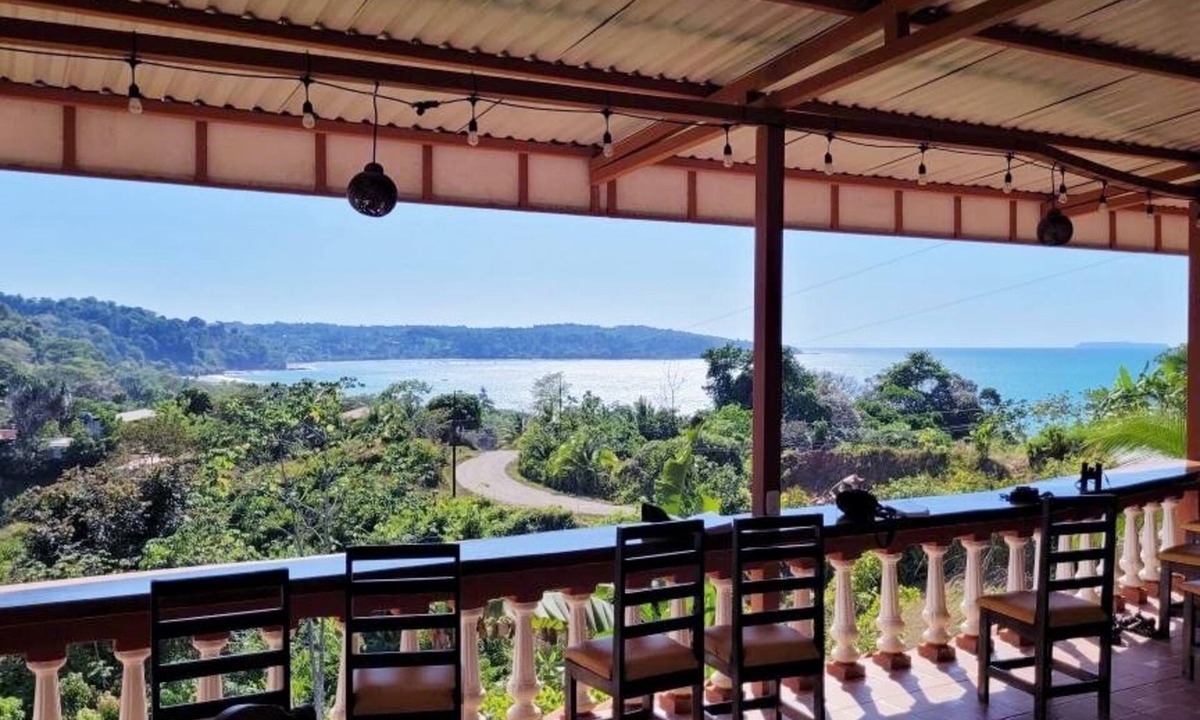 Drake Bay Hotel | Ocean and Forest View Hotel Manolo