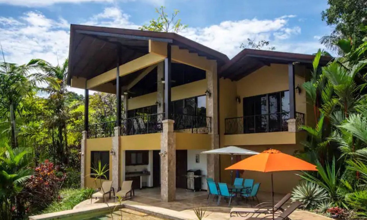 Uvita Villa | Ocean View, Infinity Pool & Lush Gardens!