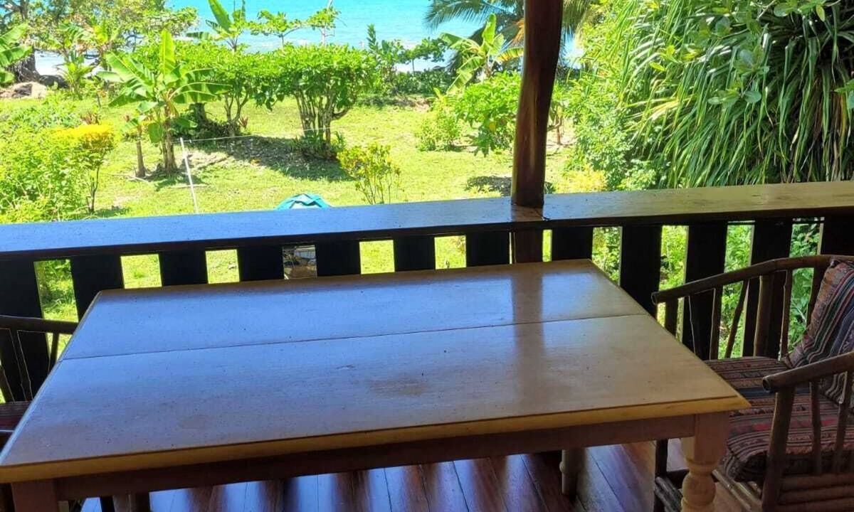 Cahuita House | Ocean Villa downtown Cahuita, Pool&Fiber Optic