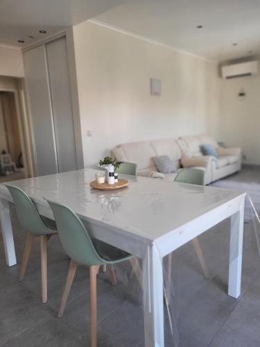 Paco De Arcos Apartment | Oeiras Historic Bedrooms