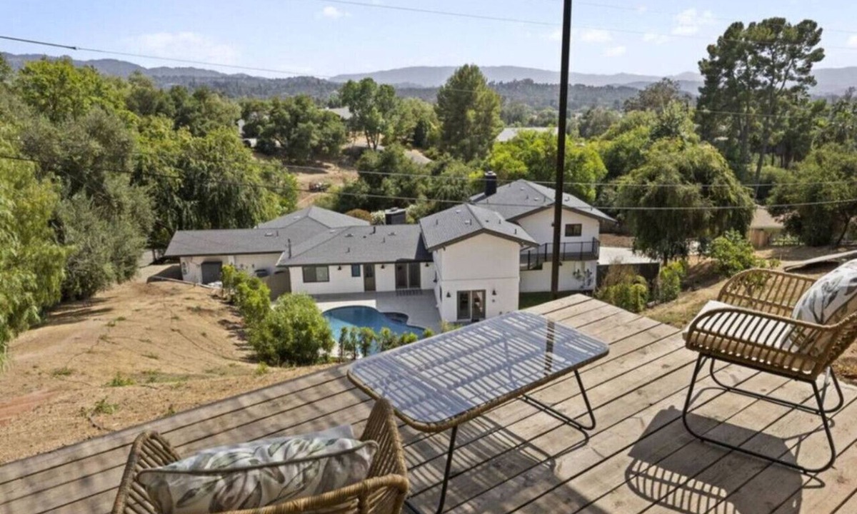 Meiners Oaks House | Ojai Valley Luxury Hillside Estate