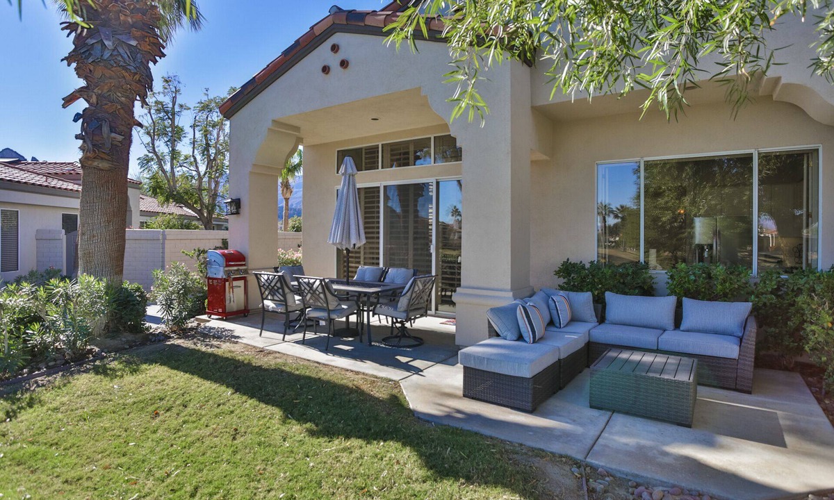 La Quinta Condo | Our Cozy Desert Piece of Paradise. PGA West golf course frontage.