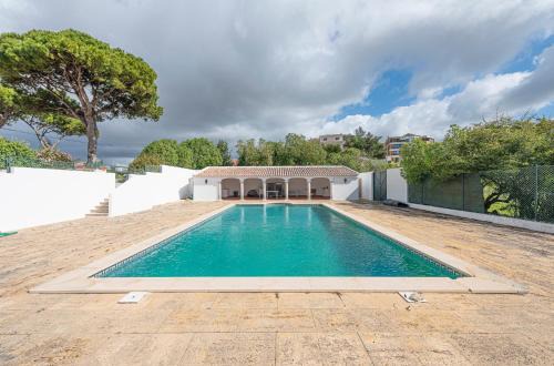 Almoinha Villa | Pátio Sant'Ana - 2 bedrooms villa w/exterior area