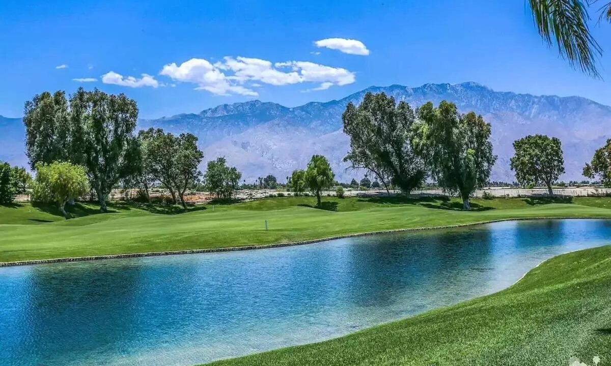 Cathedral City House | Paradise Oasis Desert Princess