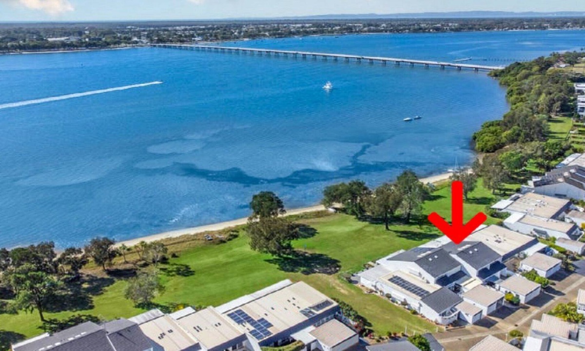 Sandstone Point House | Paradise on Pumicestone Passage