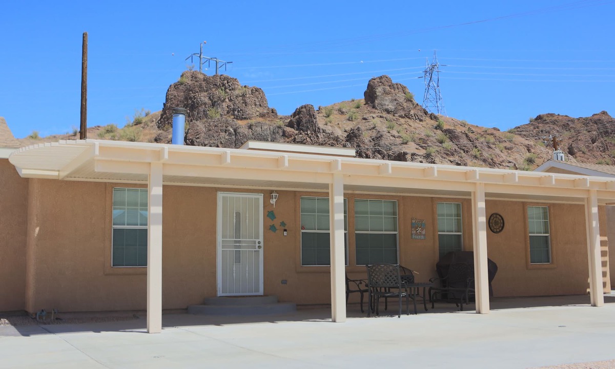 Parker Strip House | Parker Pair - Sunrise Retreat