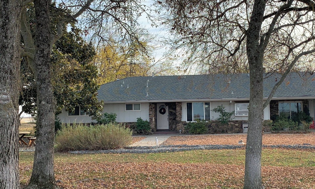 Honcut House | Peaceful 3-bedroom Country Ranch House near Oroville
