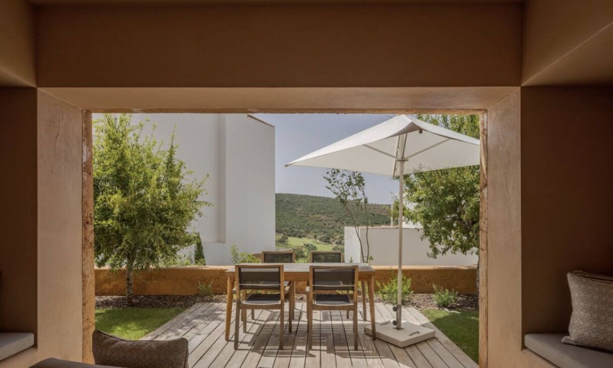 Tor Hotel | Peaceful Algarve Room w/Scenic Views – Perfect for Nature-Focused Retreat