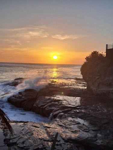 Playa Gigante House | Pelican House