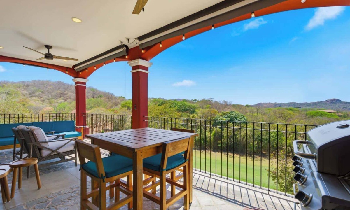 Brasilito Apartment | Penthouse: Private Patio, BBQ grill